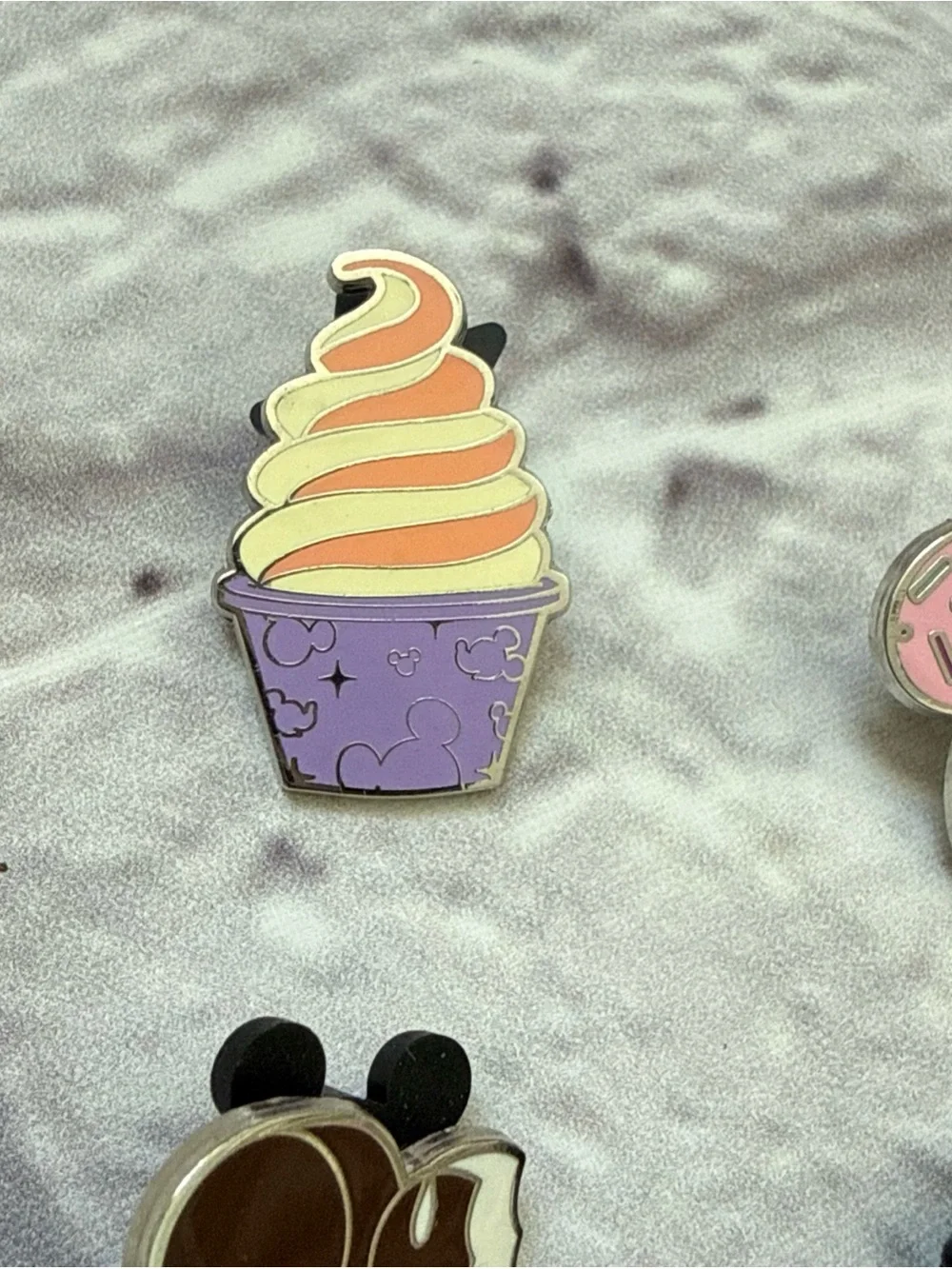 Disney trading pins ice cream dole whip donut set of 4 pins